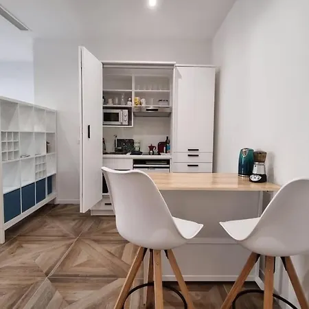 Gogh Apartment